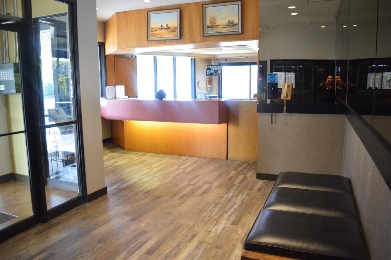 Venture Inn Hotel Saskatoon Ngoại thất bức ảnh