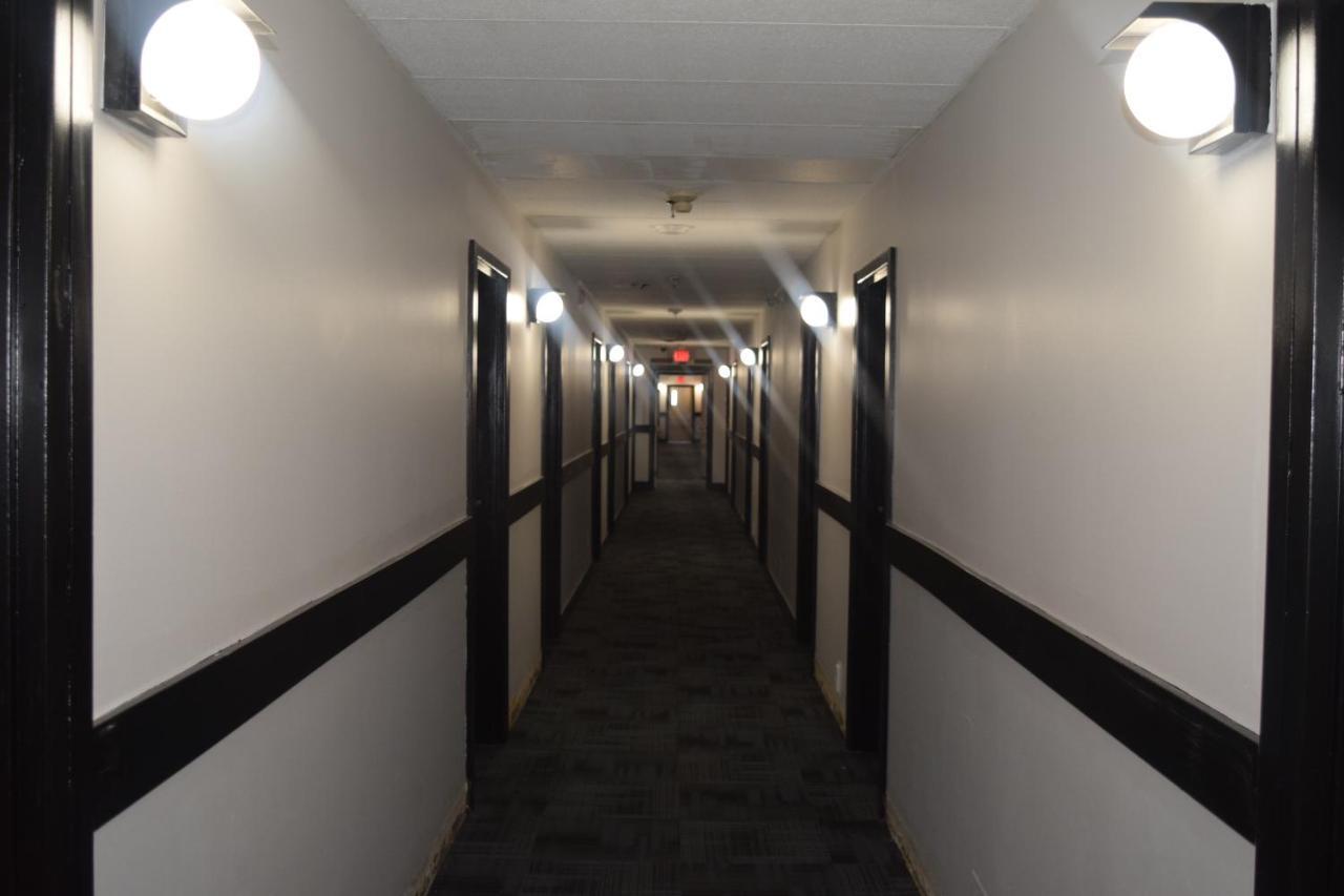 Venture Inn Hotel Saskatoon Ngoại thất bức ảnh