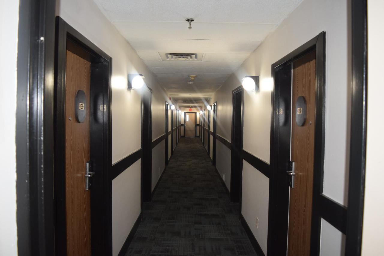 Venture Inn Hotel Saskatoon Ngoại thất bức ảnh